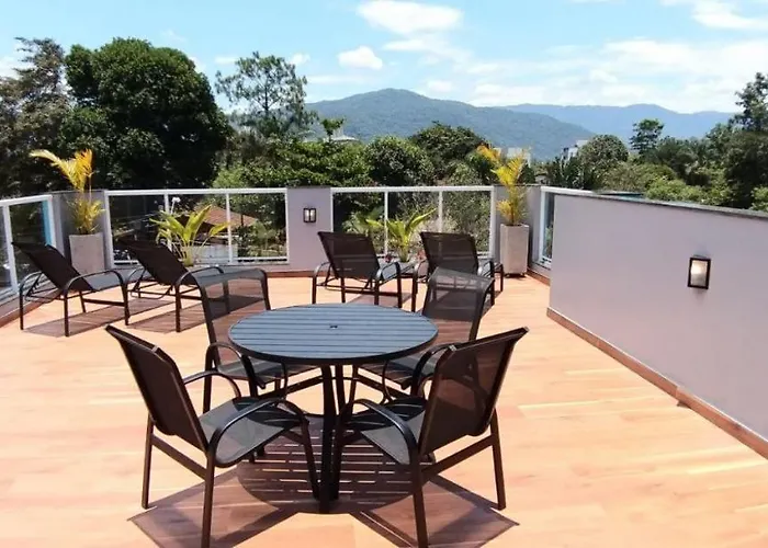Pousada Solarium Flats Itagua Próximo ao Aquário e a Praça da Baleia